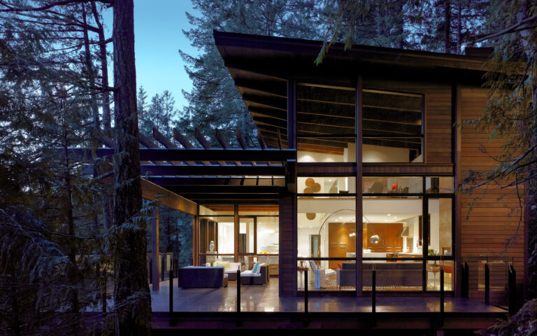Howe Sound House-3